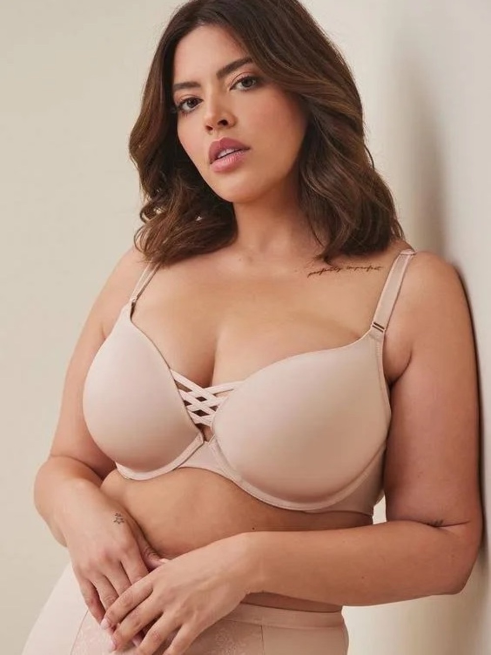 Torrid XO Plunge Push-Up Smooth Bra – Beige/Tan